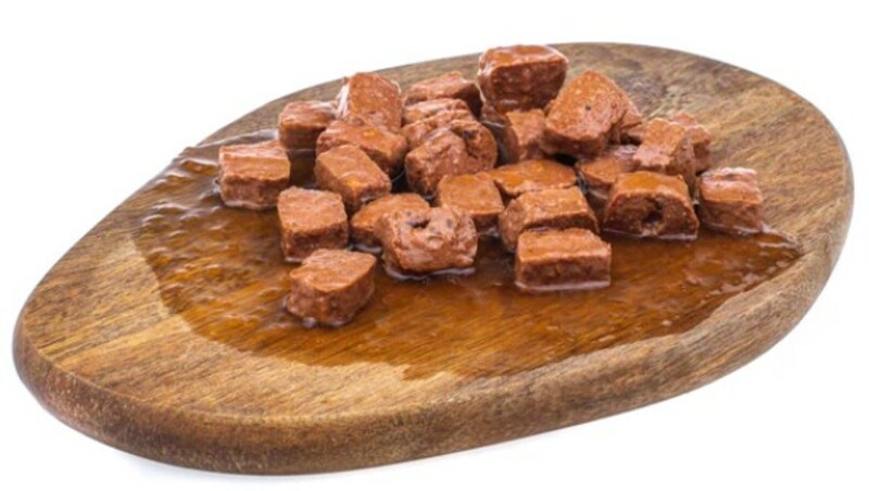 Влажный корм Мнямс Здоровые Суставы Кусочки в соусе с говядиной и печенью