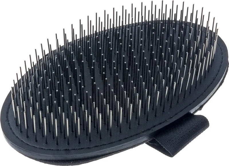 Щетка DeLIGHT резиновая, с металлическим зубом, на руку, ДеЛайт