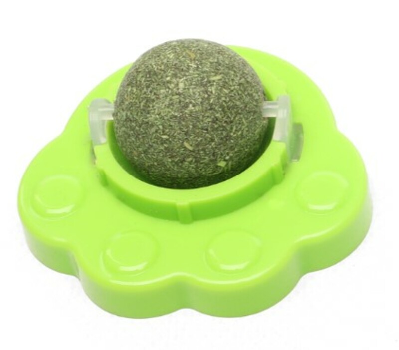 Игрушка Triol из прессованной кошачьей мяты Лизун, Триол